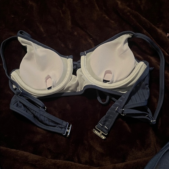 Never Worn Blue Bikini! - Picture 4 of 4